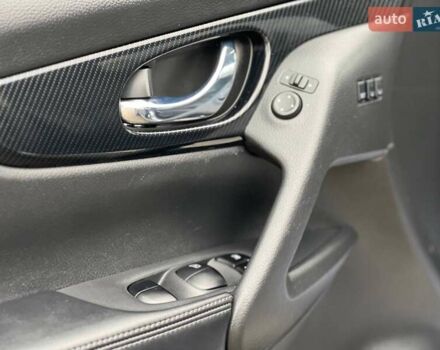 Серый Ниссан Rogue, объемом двигателя 2.49 л и пробегом 127 тыс. км за 16500 $, фото 25 на Automoto.ua