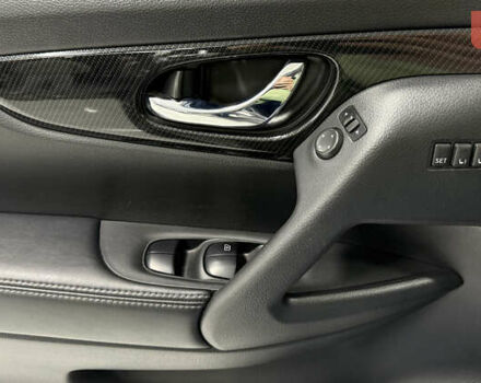 Серый Ниссан Rogue, объемом двигателя 2.49 л и пробегом 125 тыс. км за 20000 $, фото 33 на Automoto.ua