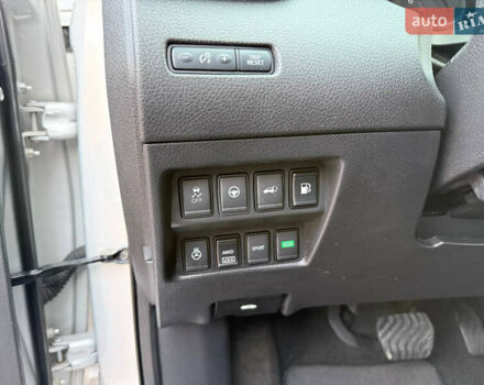 Сірий Ніссан Rogue, об'ємом двигуна 2.49 л та пробігом 87 тис. км за 17500 $, фото 12 на Automoto.ua