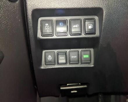 Сірий Ніссан Rogue, об'ємом двигуна 2.5 л та пробігом 135 тис. км за 17300 $, фото 5 на Automoto.ua