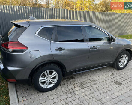 Серый Ниссан Rogue, объемом двигателя 2.49 л и пробегом 115 тыс. км за 12800 $, фото 13 на Automoto.ua