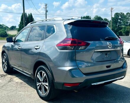 Серый Ниссан Rogue, объемом двигателя 2.5 л и пробегом 31 тыс. км за 10400 $, фото 6 на Automoto.ua