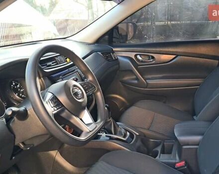 Серый Ниссан Rogue, объемом двигателя 2.49 л и пробегом 70 тыс. км за 15555 $, фото 11 на Automoto.ua