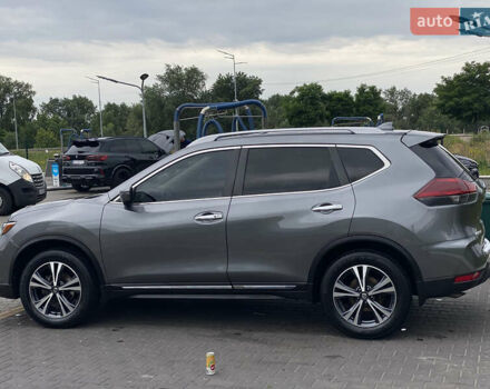 Серый Ниссан Rogue, объемом двигателя 2.49 л и пробегом 92 тыс. км за 16999 $, фото 4 на Automoto.ua