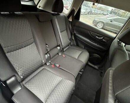 Серый Ниссан Rogue, объемом двигателя 2.5 л и пробегом 117 тыс. км за 14900 $, фото 27 на Automoto.ua