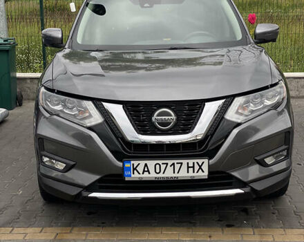 Серый Ниссан Rogue, объемом двигателя 2.49 л и пробегом 92 тыс. км за 16999 $, фото 1 на Automoto.ua