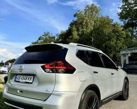 Сірий Ніссан Rogue, об'ємом двигуна 2.49 л та пробігом 250 тис. км за 13300 $, фото 1 на Automoto.ua