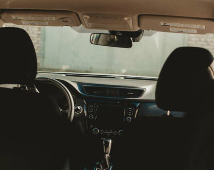 Серый Ниссан Rogue, объемом двигателя 2.5 л и пробегом 197 тыс. км за 15700 $, фото 15 на Automoto.ua