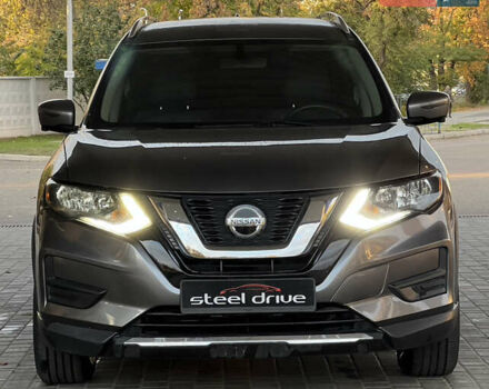 Серый Ниссан Rogue, объемом двигателя 2.49 л и пробегом 102 тыс. км за 15599 $, фото 1 на Automoto.ua