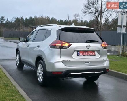Серый Ниссан Rogue, объемом двигателя 2.49 л и пробегом 189 тыс. км за 13800 $, фото 4 на Automoto.ua