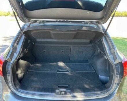 Сірий Ніссан Rogue, об'ємом двигуна 2 л та пробігом 88 тис. км за 2018 $, фото 8 на Automoto.ua