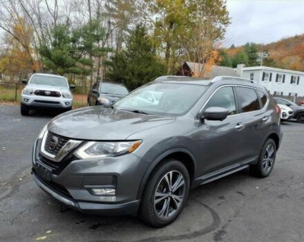 Серый Ниссан Rogue, объемом двигателя 2.5 л и пробегом 42 тыс. км за 9500 $, фото 2 на Automoto.ua