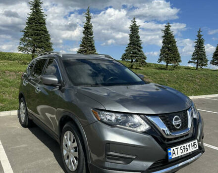 Сірий Ніссан Rogue, об'ємом двигуна 2.49 л та пробігом 70 тис. км за 15700 $, фото 3 на Automoto.ua