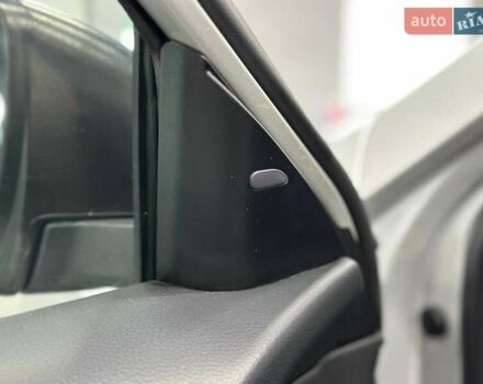 Серый Ниссан Rogue, объемом двигателя 2.5 л и пробегом 125 тыс. км за 15499 $, фото 14 на Automoto.ua