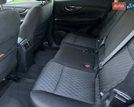 Серый Ниссан Rogue, объемом двигателя 2.49 л и пробегом 115 тыс. км за 12800 $, фото 65 на Automoto.ua