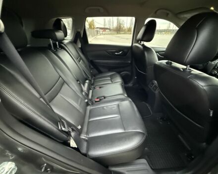 Серый Ниссан Rogue, объемом двигателя 2.5 л и пробегом 70 тыс. км за 14800 $, фото 10 на Automoto.ua