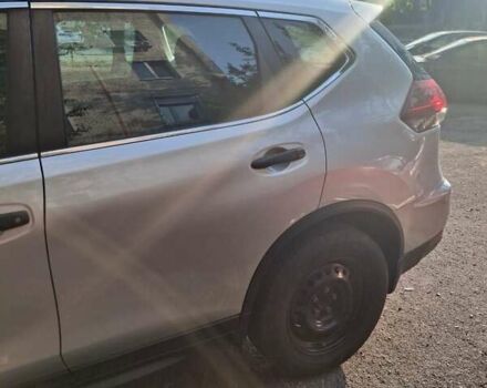 Серый Ниссан Rogue, объемом двигателя 2.5 л и пробегом 160 тыс. км за 15700 $, фото 10 на Automoto.ua