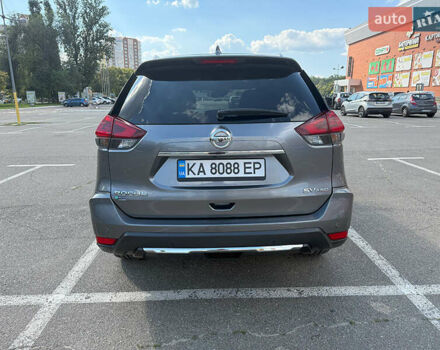Серый Ниссан Rogue, объемом двигателя 2.49 л и пробегом 110 тыс. км за 17000 $, фото 3 на Automoto.ua
