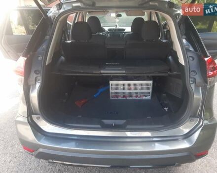 Серый Ниссан Rogue, объемом двигателя 2.5 л и пробегом 173 тыс. км за 15500 $, фото 10 на Automoto.ua