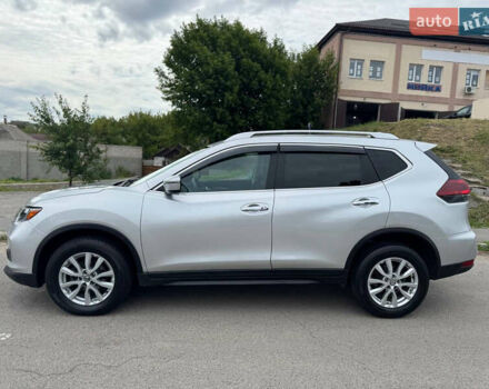 Сірий Ніссан Rogue, об'ємом двигуна 2.49 л та пробігом 61 тис. км за 16800 $, фото 3 на Automoto.ua