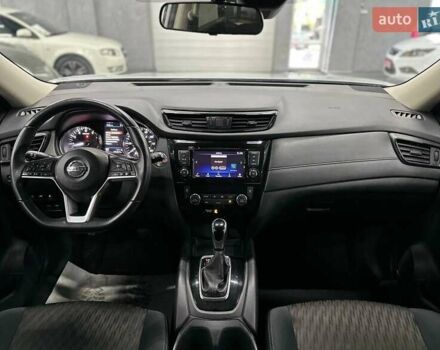 Серый Ниссан Rogue, объемом двигателя 2.5 л и пробегом 125 тыс. км за 15499 $, фото 19 на Automoto.ua