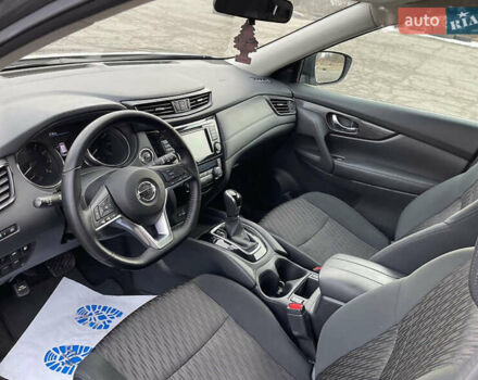 Серый Ниссан Rogue, объемом двигателя 2.49 л и пробегом 139 тыс. км за 15200 $, фото 6 на Automoto.ua