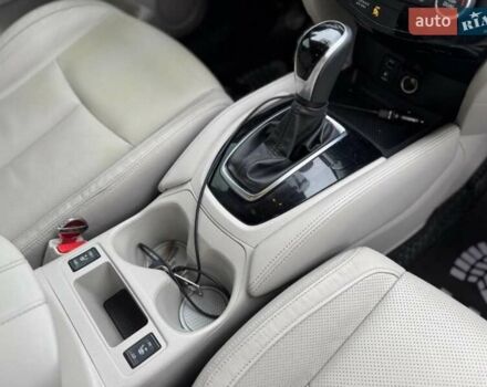 Серый Ниссан Rogue, объемом двигателя 2 л и пробегом 89 тыс. км за 18200 $, фото 5 на Automoto.ua