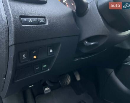 Серый Ниссан Rogue, объемом двигателя 2.49 л и пробегом 115 тыс. км за 12800 $, фото 57 на Automoto.ua