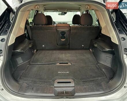 Серый Ниссан Rogue, объемом двигателя 2.5 л и пробегом 125 тыс. км за 15499 $, фото 22 на Automoto.ua