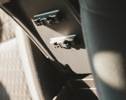 Серый Ниссан Rogue, объемом двигателя 2.5 л и пробегом 197 тыс. км за 15700 $, фото 23 на Automoto.ua