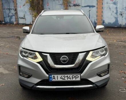 Серый Ниссан Rogue, объемом двигателя 2.5 л и пробегом 170 тыс. км за 12999 $, фото 1 на Automoto.ua