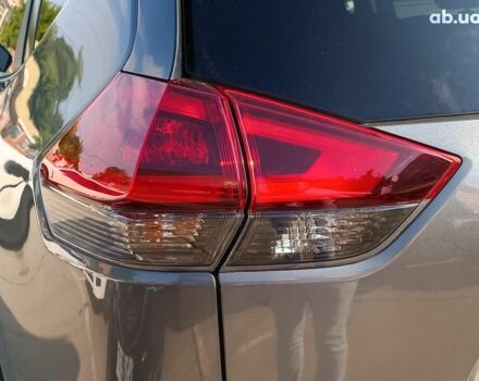 Серый Ниссан Rogue, объемом двигателя 2.5 л и пробегом 57 тыс. км за 15890 $, фото 10 на Automoto.ua