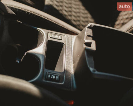 Серый Ниссан Rogue, объемом двигателя 2.5 л и пробегом 197 тыс. км за 15700 $, фото 20 на Automoto.ua