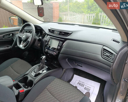 Сірий Ніссан Rogue, об'ємом двигуна 2.49 л та пробігом 118 тис. км за 16700 $, фото 10 на Automoto.ua