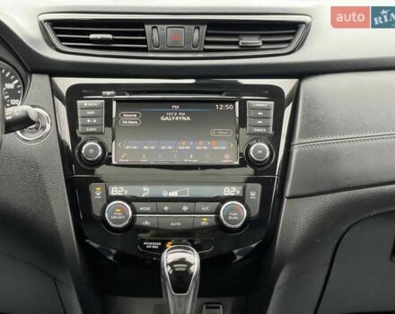 Серый Ниссан Rogue, объемом двигателя 2.49 л и пробегом 127 тыс. км за 16500 $, фото 14 на Automoto.ua