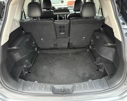 Серый Ниссан Rogue, объемом двигателя 2.5 л и пробегом 70 тыс. км за 14800 $, фото 12 на Automoto.ua