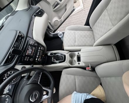 Серый Ниссан Rogue, объемом двигателя 2 л и пробегом 157 тыс. км за 14300 $, фото 3 на Automoto.ua