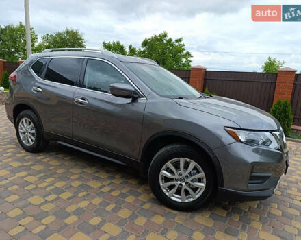 Сірий Ніссан Rogue, об'ємом двигуна 2.49 л та пробігом 118 тис. км за 16700 $, фото 2 на Automoto.ua