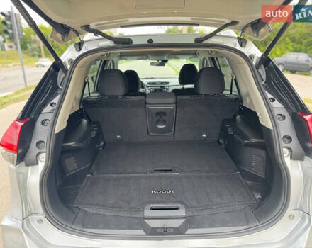 Сірий Ніссан Rogue, об'ємом двигуна 2.49 л та пробігом 61 тис. км за 16800 $, фото 21 на Automoto.ua
