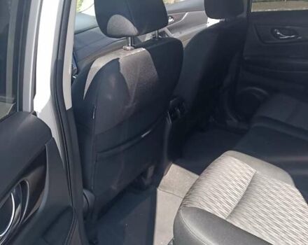 Сірий Ніссан Rogue, об'ємом двигуна 2.49 л та пробігом 150 тис. км за 14000 $, фото 14 на Automoto.ua