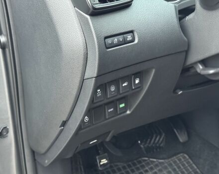 Серый Ниссан Rogue, объемом двигателя 2.5 л и пробегом 70 тыс. км за 14800 $, фото 17 на Automoto.ua