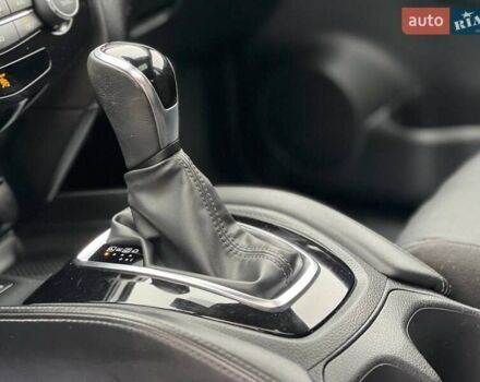 Серый Ниссан Rogue, объемом двигателя 2.49 л и пробегом 127 тыс. км за 16500 $, фото 23 на Automoto.ua