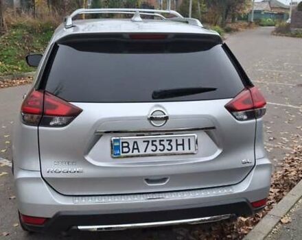 Серый Ниссан Rogue, объемом двигателя 2.49 л и пробегом 115 тыс. км за 16500 $, фото 17 на Automoto.ua