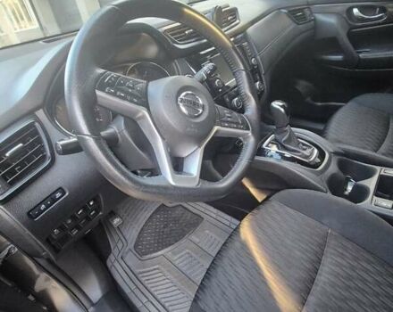 Серый Ниссан Rogue, объемом двигателя 2.49 л и пробегом 72 тыс. км за 15200 $, фото 13 на Automoto.ua