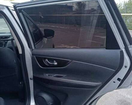 Сірий Ніссан Rogue, об'ємом двигуна 2.49 л та пробігом 150 тис. км за 14000 $, фото 10 на Automoto.ua