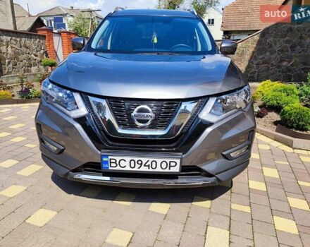 Сірий Ніссан Rogue, об'ємом двигуна 2.49 л та пробігом 50 тис. км за 17000 $, фото 4 на Automoto.ua