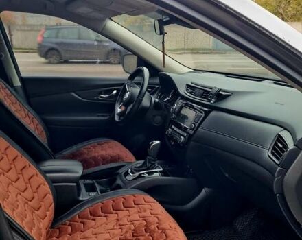 Серый Ниссан Rogue, объемом двигателя 2.49 л и пробегом 139 тыс. км за 14800 $, фото 23 на Automoto.ua