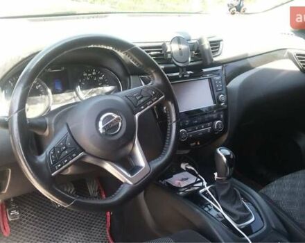 Серый Ниссан Rogue, объемом двигателя 2 л и пробегом 120 тыс. км за 16300 $, фото 3 на Automoto.ua