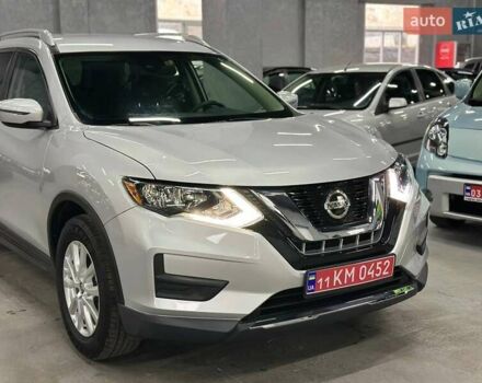 Серый Ниссан Rogue, объемом двигателя 2.5 л и пробегом 125 тыс. км за 15499 $, фото 8 на Automoto.ua