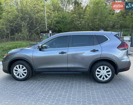 Серый Ниссан Rogue, объемом двигателя 2.5 л и пробегом 107 тыс. км за 15200 $, фото 7 на Automoto.ua